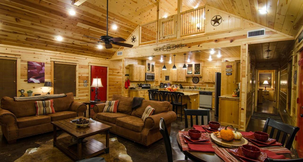 Villa Shine On Harvest Moon W Bbq à Broken Bow Extérieur photo